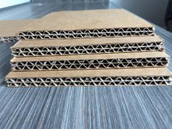 你有很多紙箱？那請再生資源利用